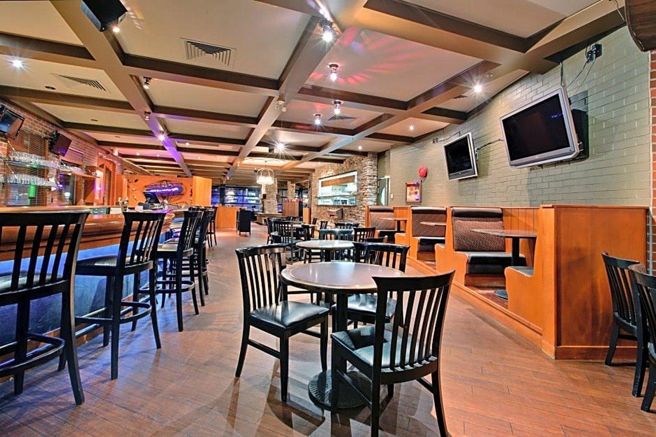 Doubletree By Hilton West Kelowna Bagian luar foto